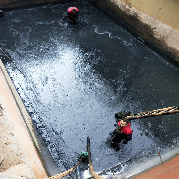 竹溪废水池清理