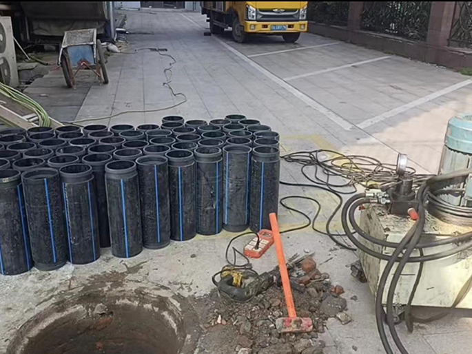 竹溪PE置换管厂家 DN315置换管 非开挖管短管置换